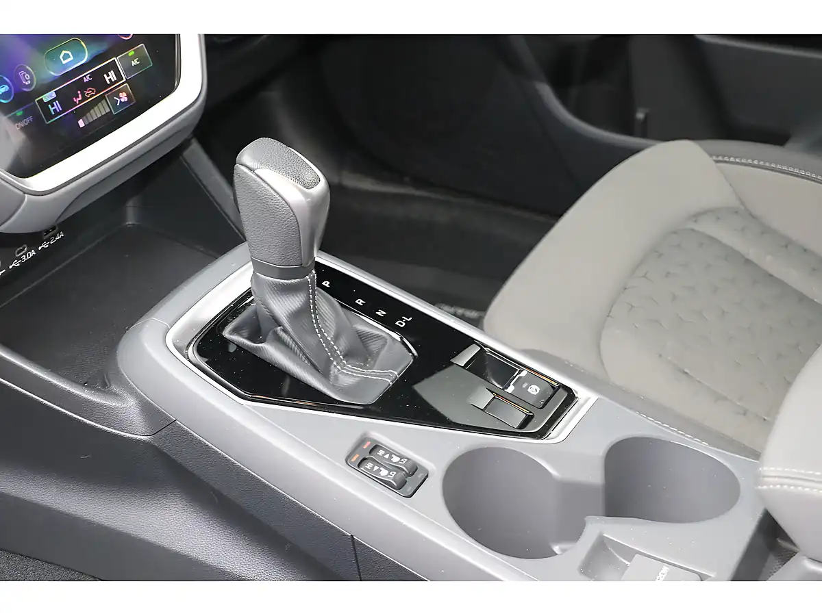 Used 2024 Subaru Crosstrek Limited Crystal Black - Interior and Exterior details 20