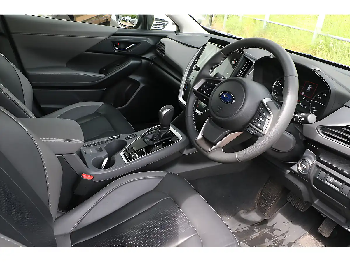 Used 2024 Subaru Crosstrek Touring Silver - Interior and Exterior details 4
