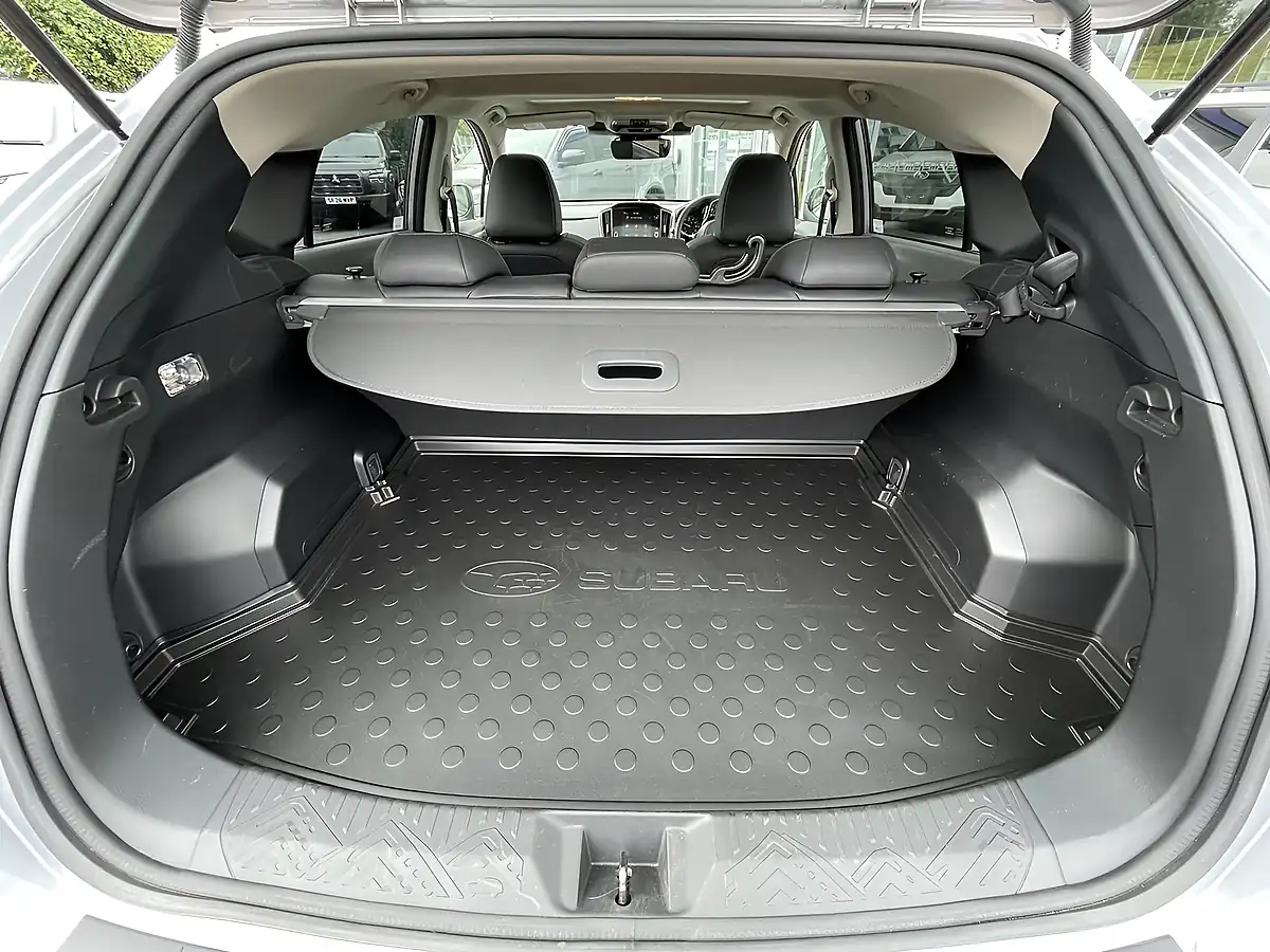 Used 2024 Subaru Crosstrek Touring Silver - Interior and Exterior details 8