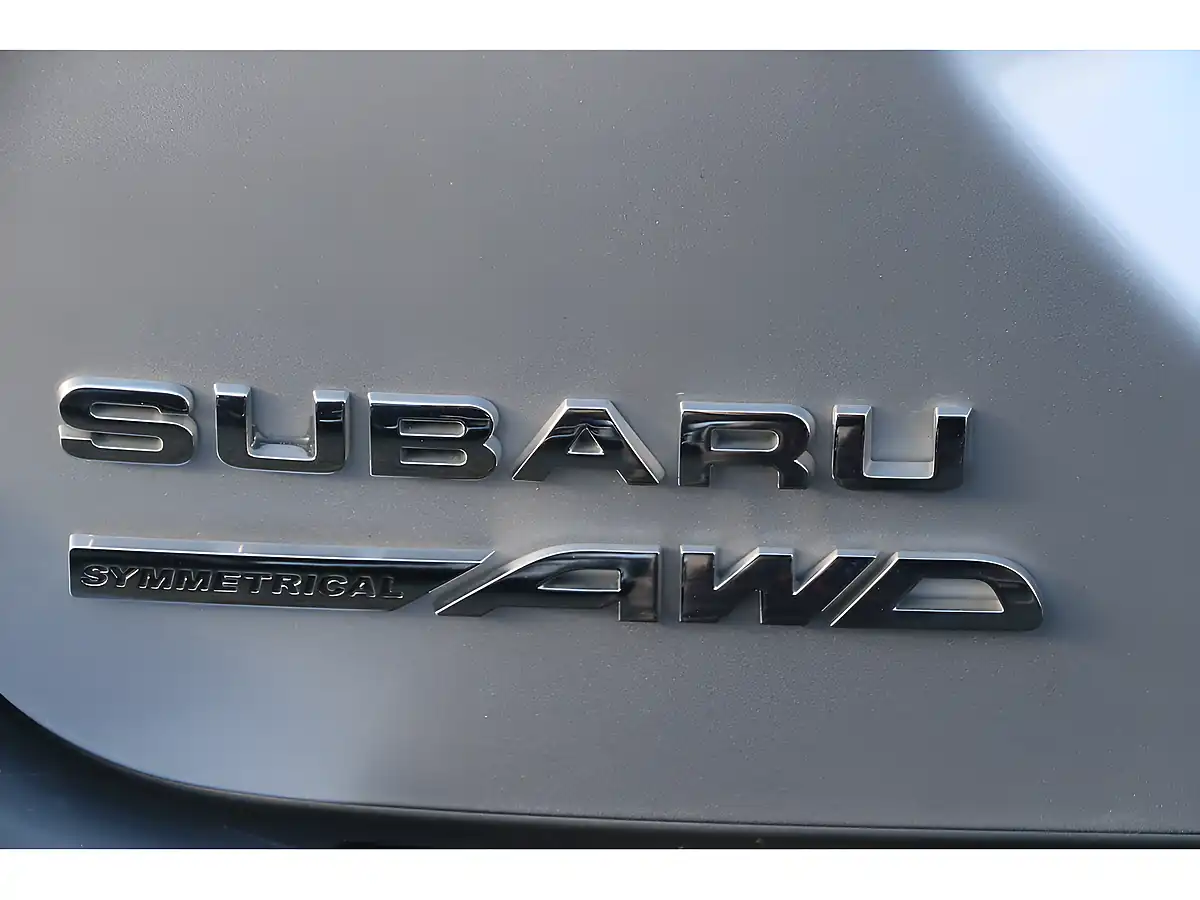 Used 2024 Subaru Crosstrek Touring Silver - Interior and Exterior details 19