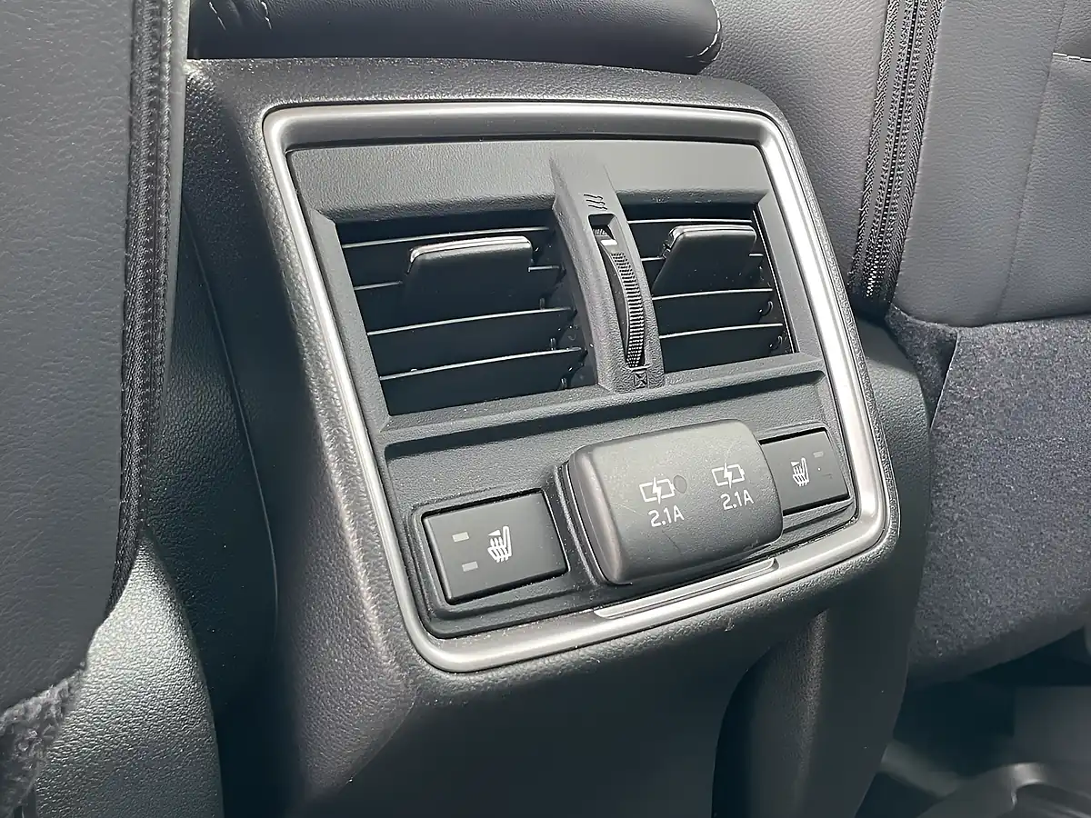 Used 2024 Subaru Forester Xe Premium Grey - Interior and Exterior details 8