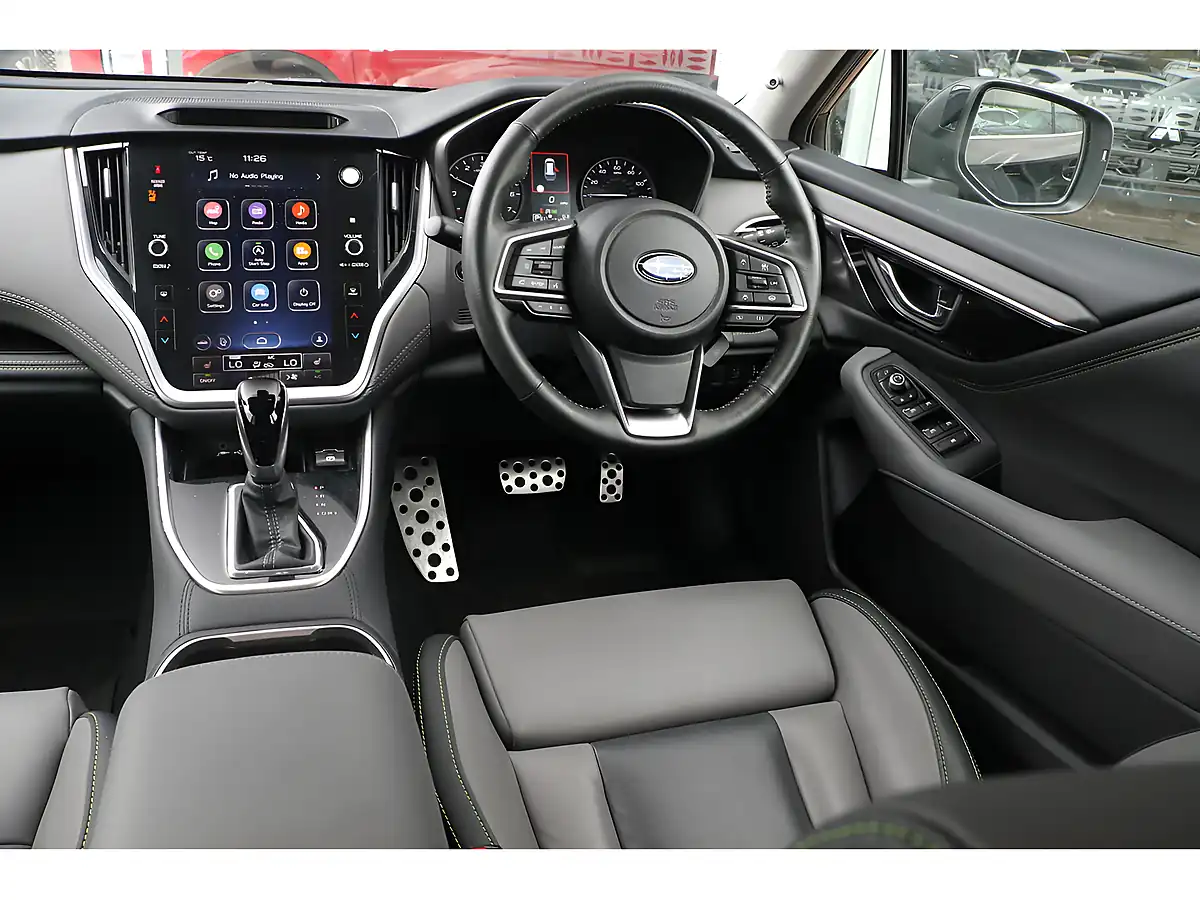 Used 2024 Subaru Outback Field Black - Interior and Exterior details 12