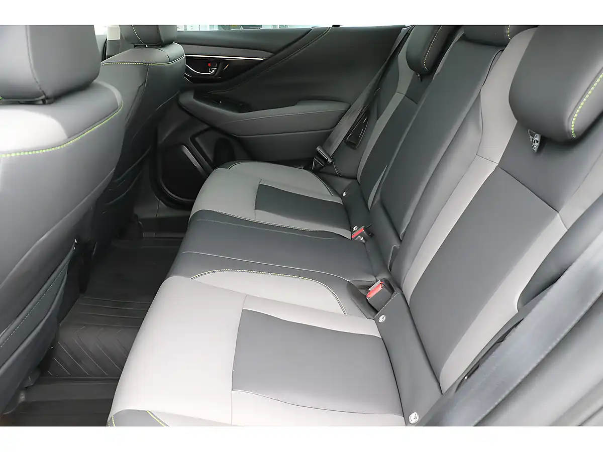 Used 2024 Subaru Outback Field Black - Interior and Exterior details 16