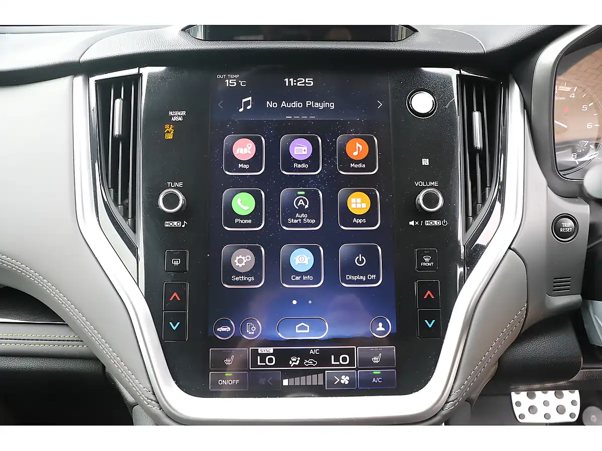 Used 2024 Subaru Outback Field Black - Interior and Exterior details 9