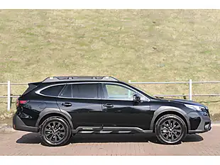 Used 2024 Subaru Outback I Field Black - Interior and Exterior details 3
