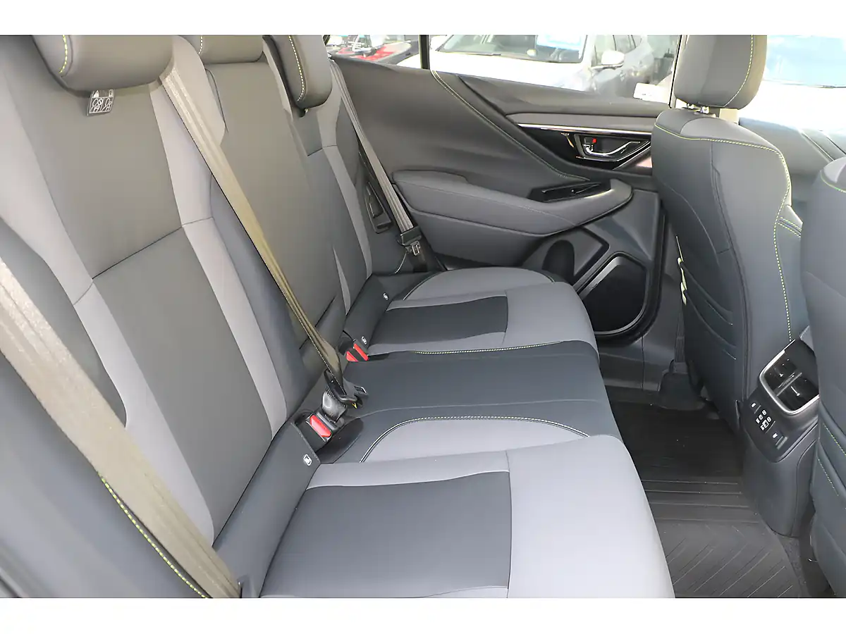 Used 2024 Subaru Outback I Field Black - Interior and Exterior details 9