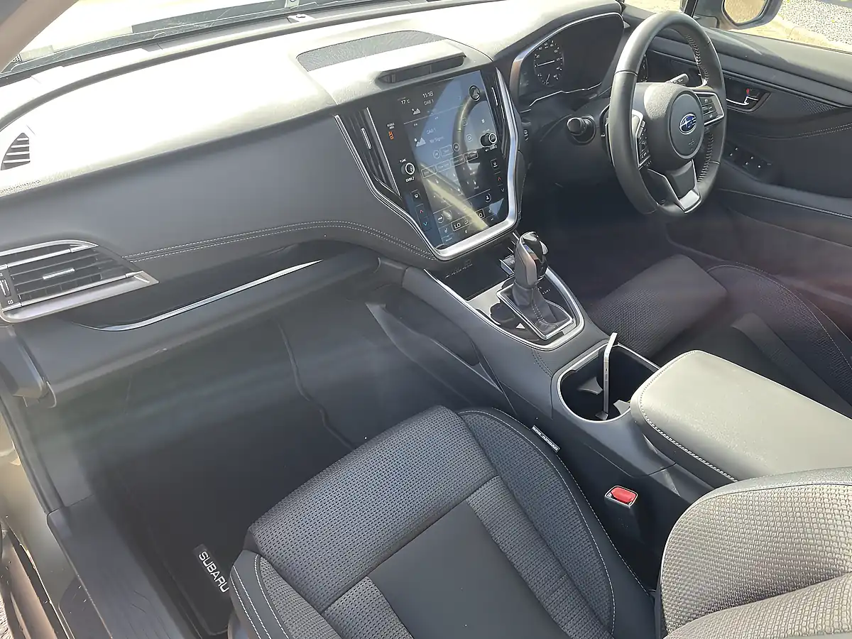 Used 2024 Subaru Outback I Limited Autumn Green - Interior and Exterior details 12