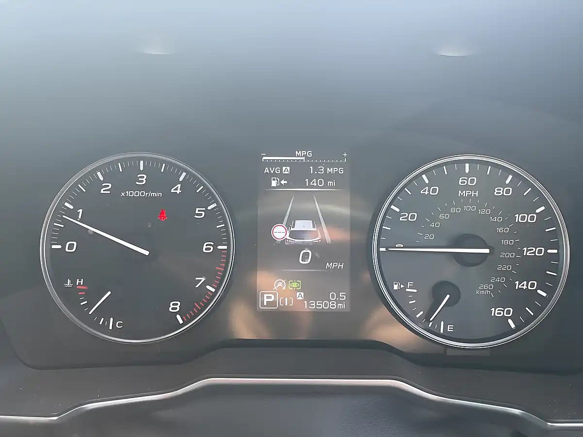 Used 2024 Subaru Outback I Limited Autumn Green - Interior and Exterior details 17