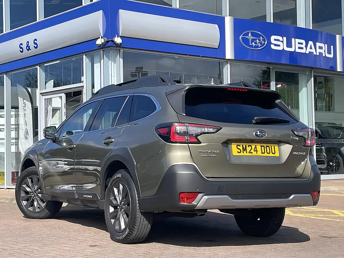 Used 2024 Subaru Outback I Limited Autumn Green - Interior and Exterior details 6