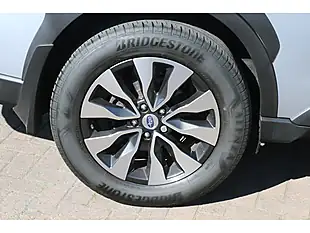 Used 2024 Subaru Outback I Touring Ice Silver - Interior and Exterior details 16