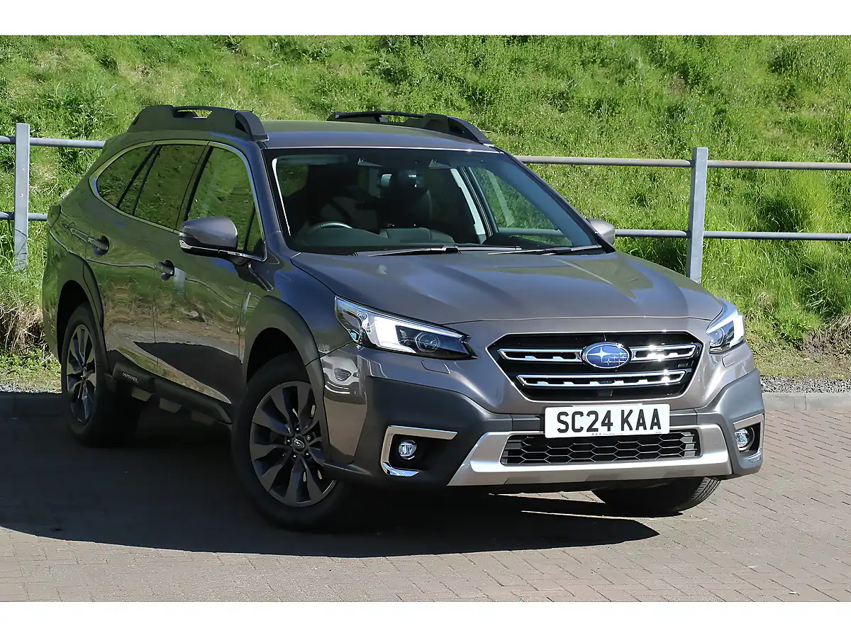 Used 2024 Subaru Outback Limited Brilliant Bronze - Front View