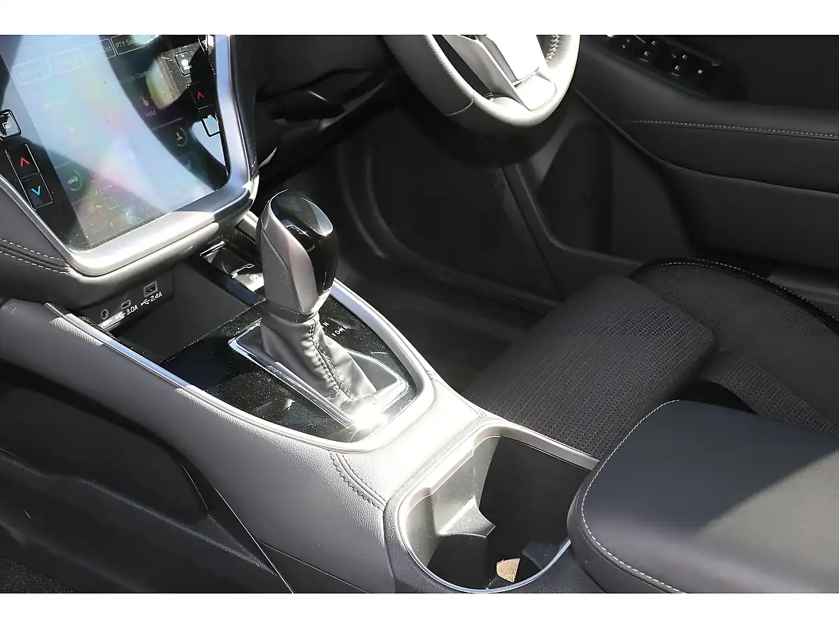 Used 2024 Subaru Outback Limited Brilliant Bronze - Interior and Exterior details 19