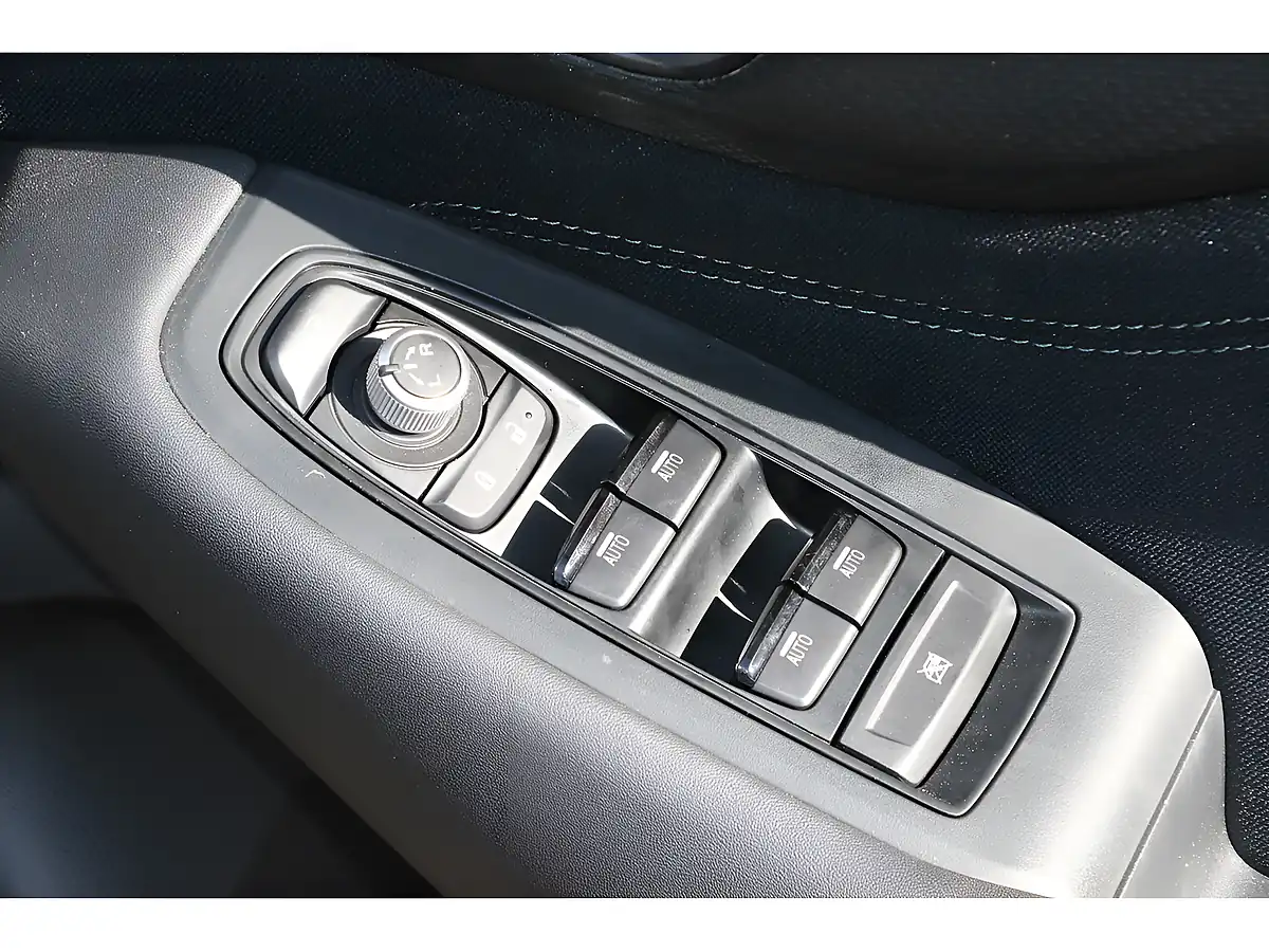 Used 2024 Subaru Outback Limited Brilliant Bronze - Interior and Exterior details 8