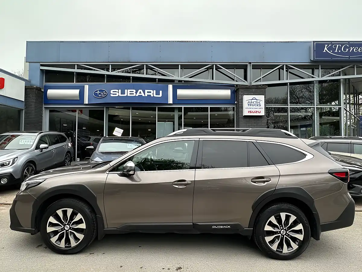 Used 2024 Subaru Outback Touring Gold - Interior and Exterior details 2