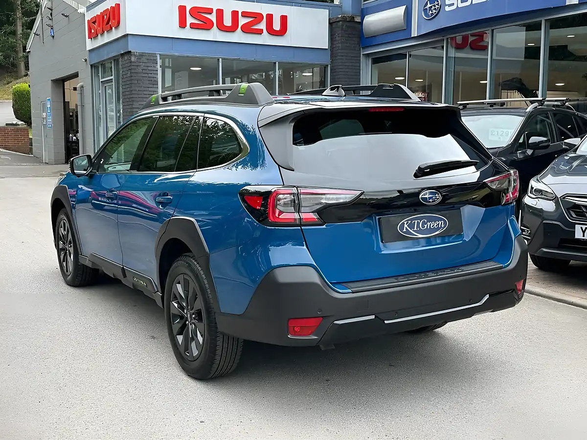 Used 2024 Subaru Outback Touring X Blue - Interior and Exterior details 19