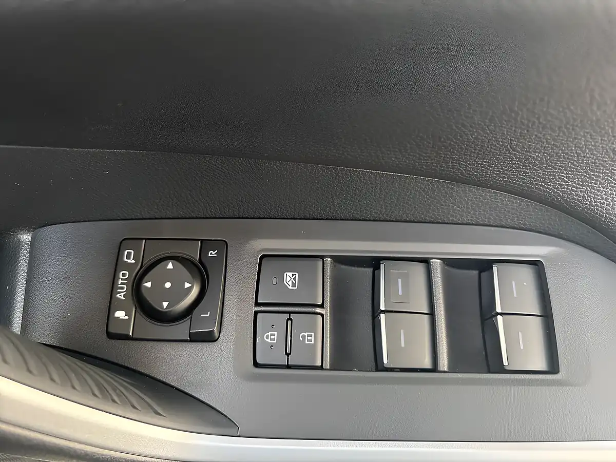 Used 2024 Suzuki Across 4WD Black - Interior and Exterior details 16