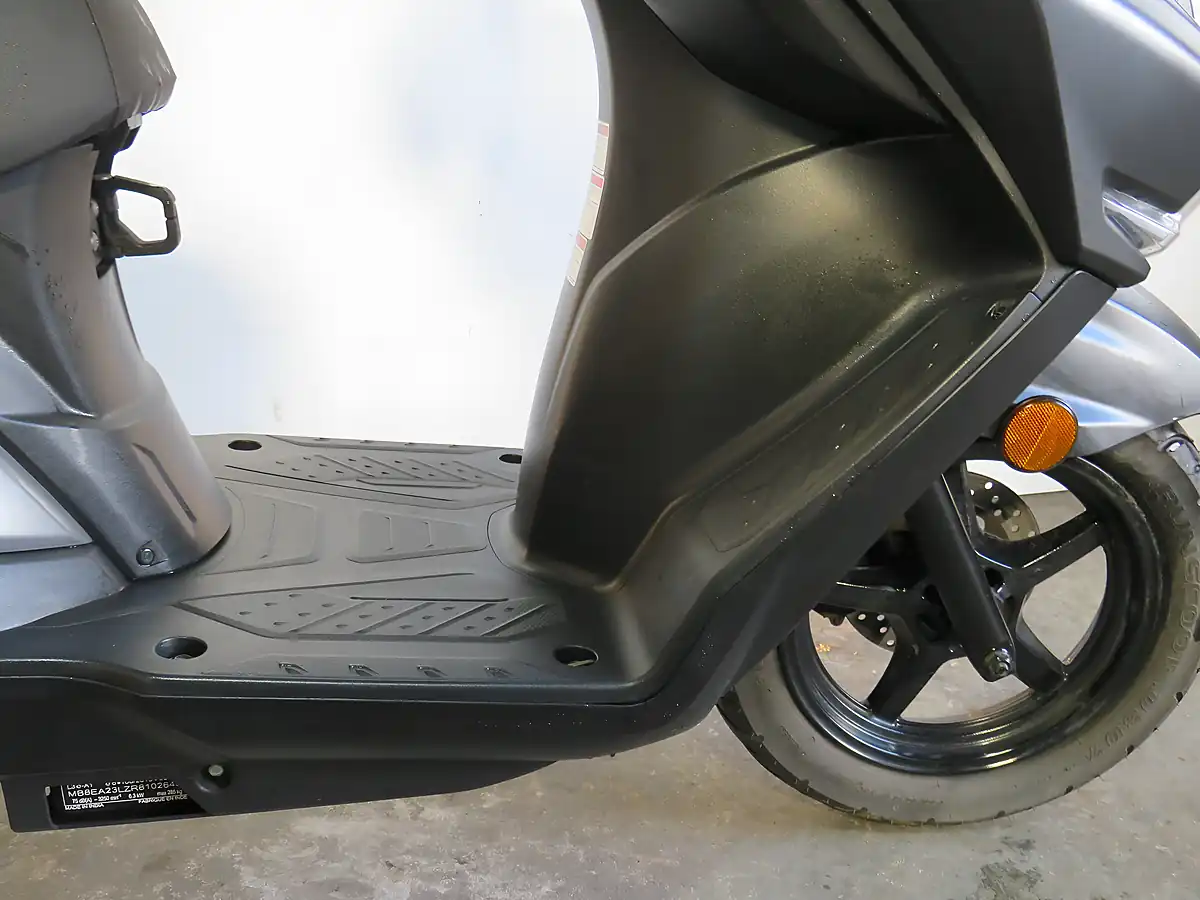 Used 2024 Suzuki Burgman Street Ex Grey - Interior and Exterior details 11