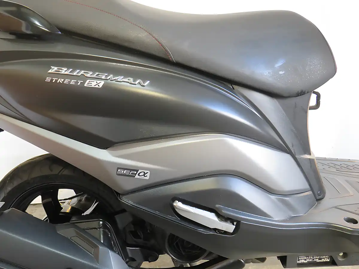 Used 2024 Suzuki Burgman Street Ex Grey - Interior and Exterior details 7