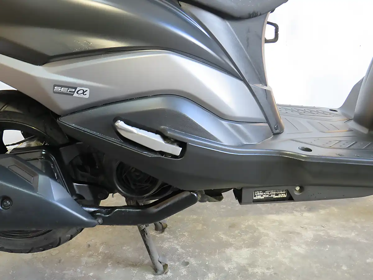 Used 2024 Suzuki Burgman Street Ex Grey - Interior and Exterior details 9