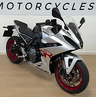 Used 2024 Suzuki GSX-8R 800 Silver - Interior and Exterior details 2