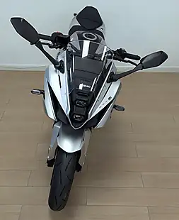 Used 2024 Suzuki GSX-8R 800 Silver - Interior and Exterior details 8
