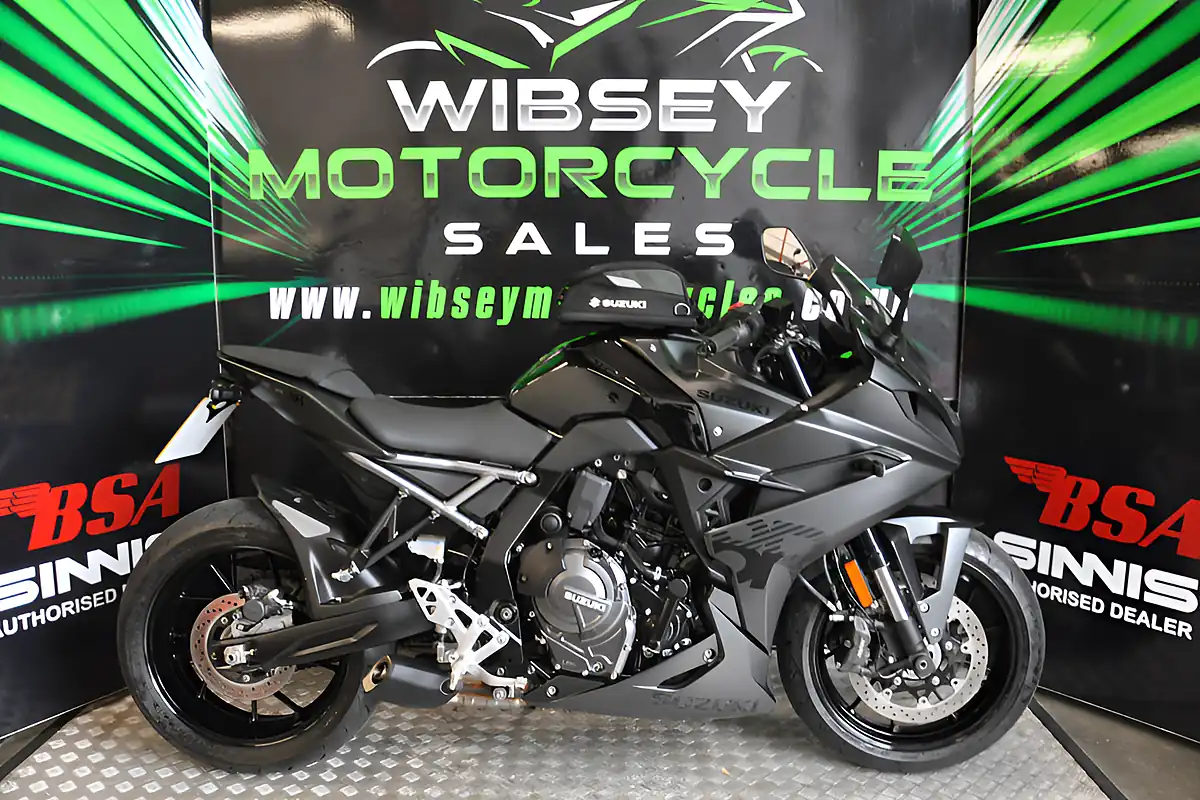 Used 2024 Suzuki Gsx 8R Black - Front View