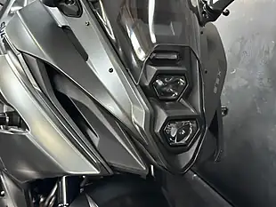 Used 2024 Suzuki GSX-8R R Black - Interior and Exterior details 10