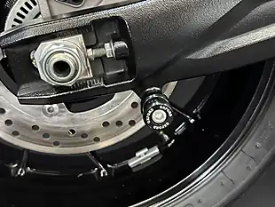Used 2024 Suzuki GSX-8R R Black - Interior and Exterior details 14
