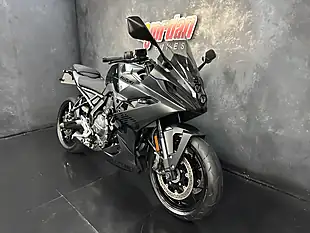 Used 2024 Suzuki GSX-8R R Black - Interior and Exterior details 4