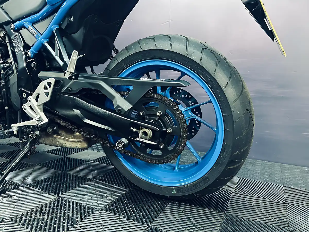Used 2024 Suzuki GSX-8S Blue - Interior and Exterior details 17