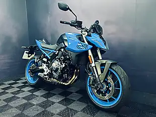 Used 2024 Suzuki GSX-8S Blue - Interior and Exterior details 4