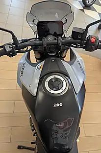 Used 2024 Suzuki GSX-8S Grey - Interior and Exterior details 11