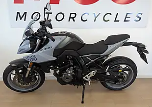 Used 2024 Suzuki GSX-8S Grey - Interior and Exterior details 4