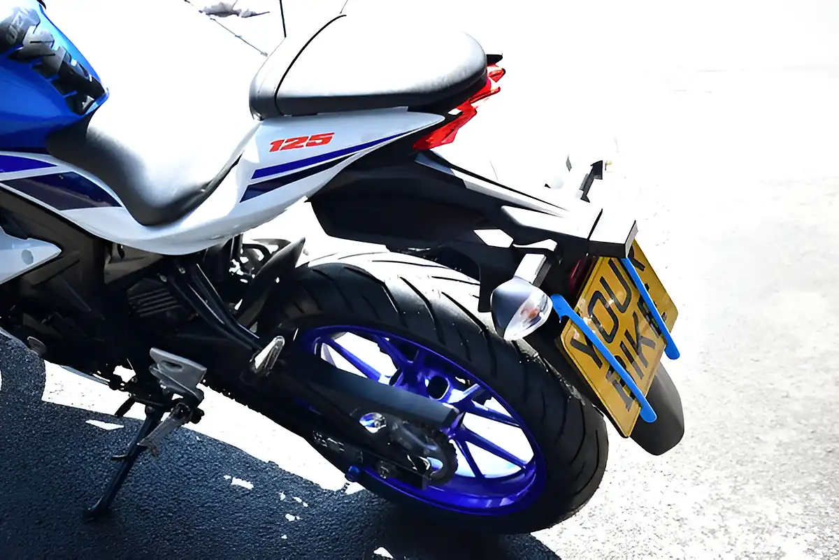 Used 2024 Suzuki Gsx-R125 Super Sports White - Interior and Exterior details 17