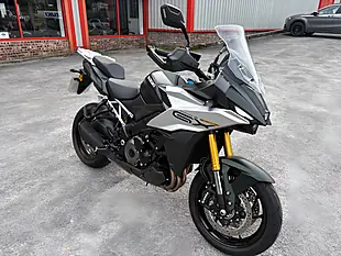 Used 2024 Suzuki GSX-S1000 Gx Green - Interior and Exterior details 2