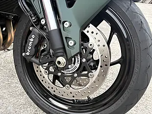Used 2024 Suzuki GSX-S1000 Gx Green - Interior and Exterior details 7