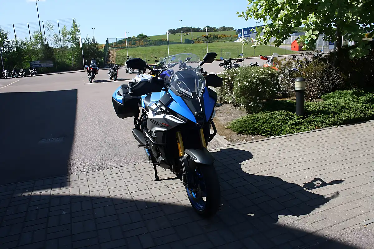 Used 2024 Suzuki GSX-S1000 X Blue - Interior and Exterior details 4