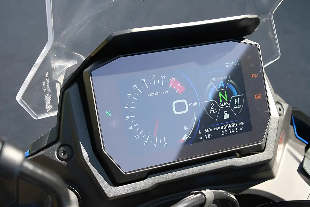Used 2024 Suzuki GSX-S1000 X Blue - Interior and Exterior details 9