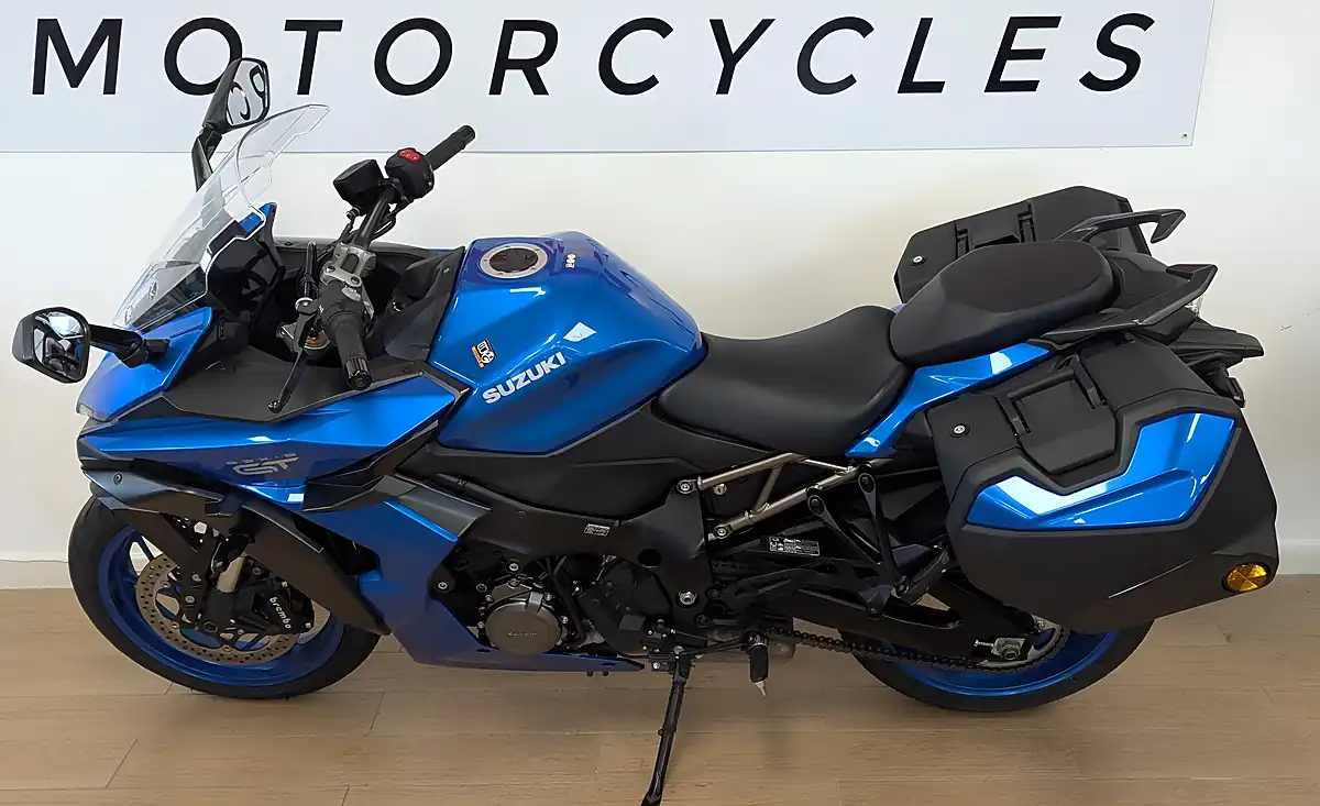 Used 2024 Suzuki GSX-S1000GT Blue - Interior and Exterior details 10