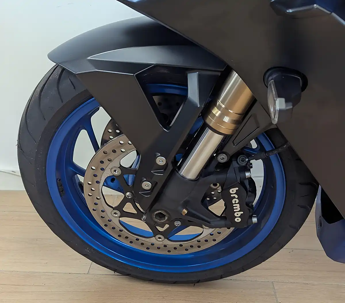 Used 2024 Suzuki GSX-S1000GT Blue - Interior and Exterior details 16