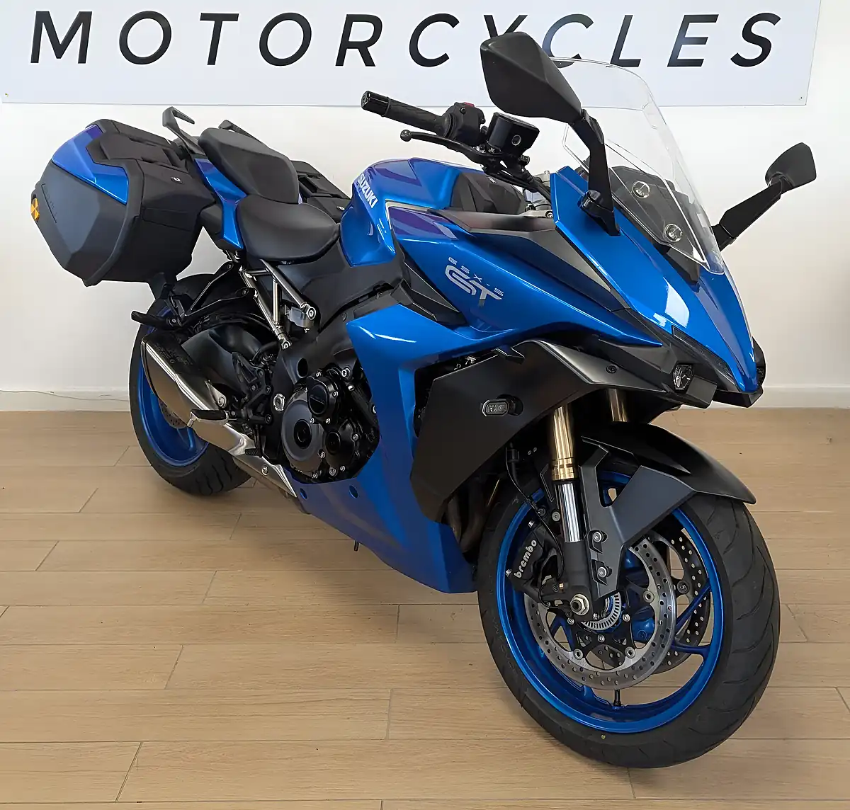 Used 2024 Suzuki GSX-S1000GT Blue - Interior and Exterior details 2
