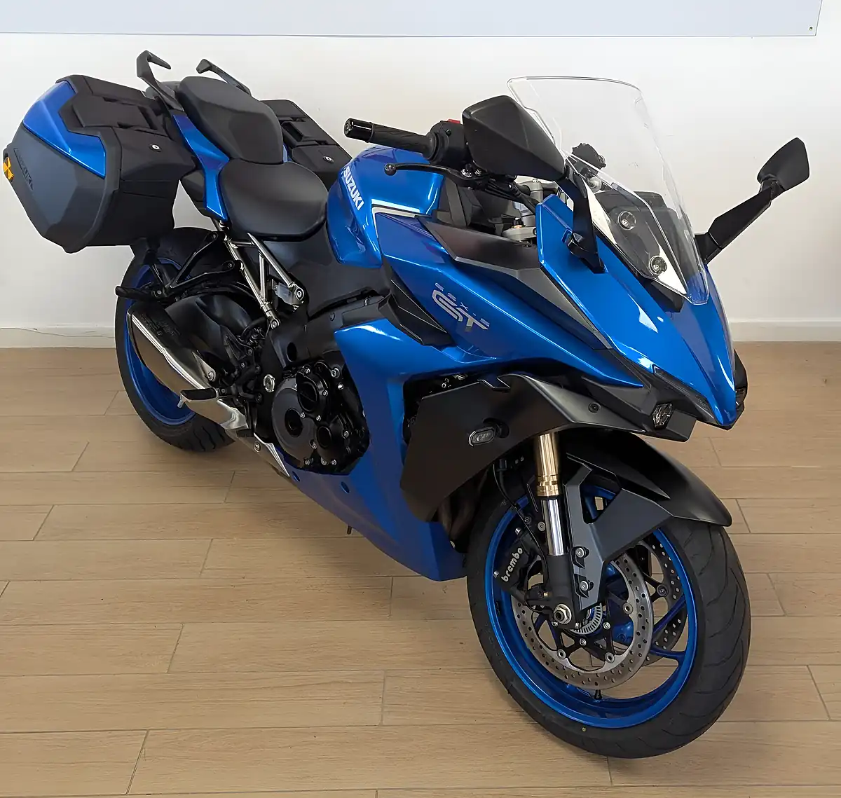 Used 2024 Suzuki GSX-S1000GT Blue - Interior and Exterior details 8