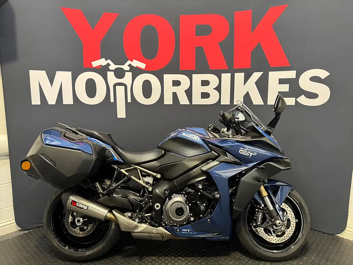Used 2024 Suzuki GSX-S1000GT + - Front View