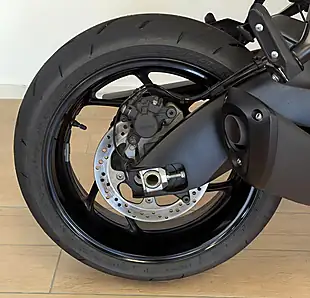 Used 2024 Suzuki GSX-S1000GX Green - Interior and Exterior details 12