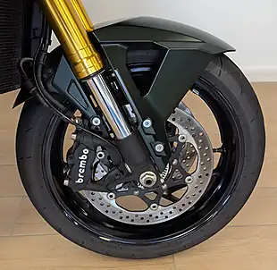 Used 2024 Suzuki GSX-S1000GX Green - Interior and Exterior details 17