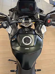 Used 2024 Suzuki GSX-S1000GX Green - Interior and Exterior details 4