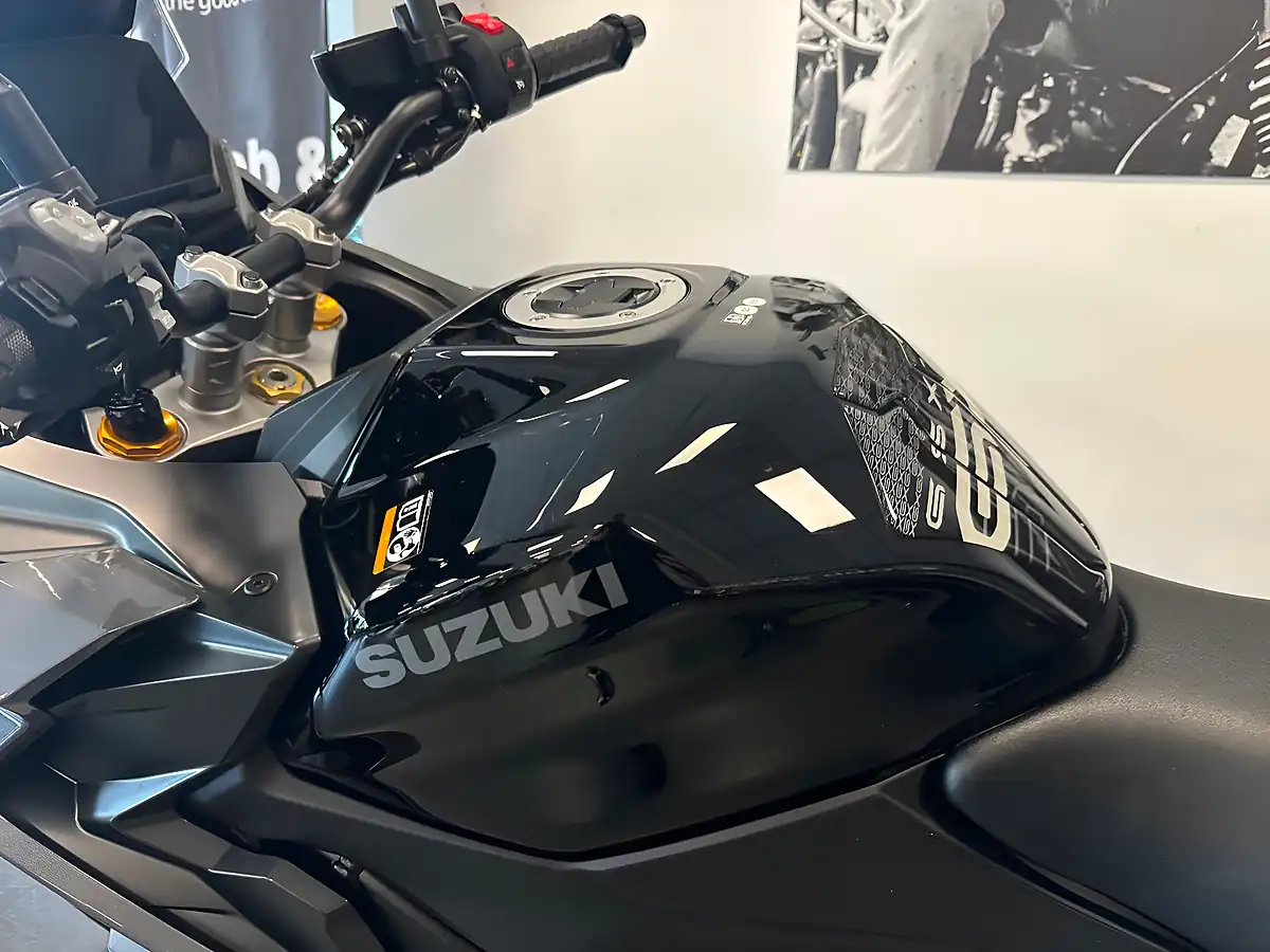 Used 2024 Suzuki GSX-S1000GX+ Gx+ Black - Interior and Exterior details 17