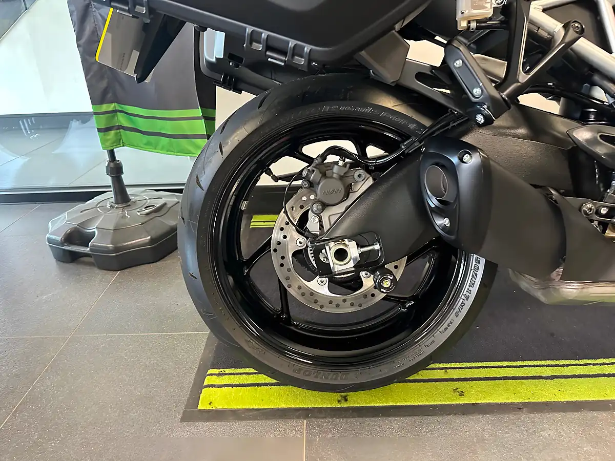 Used 2024 Suzuki GSX-S1000GX+ Gx+ Black - Interior and Exterior details 4