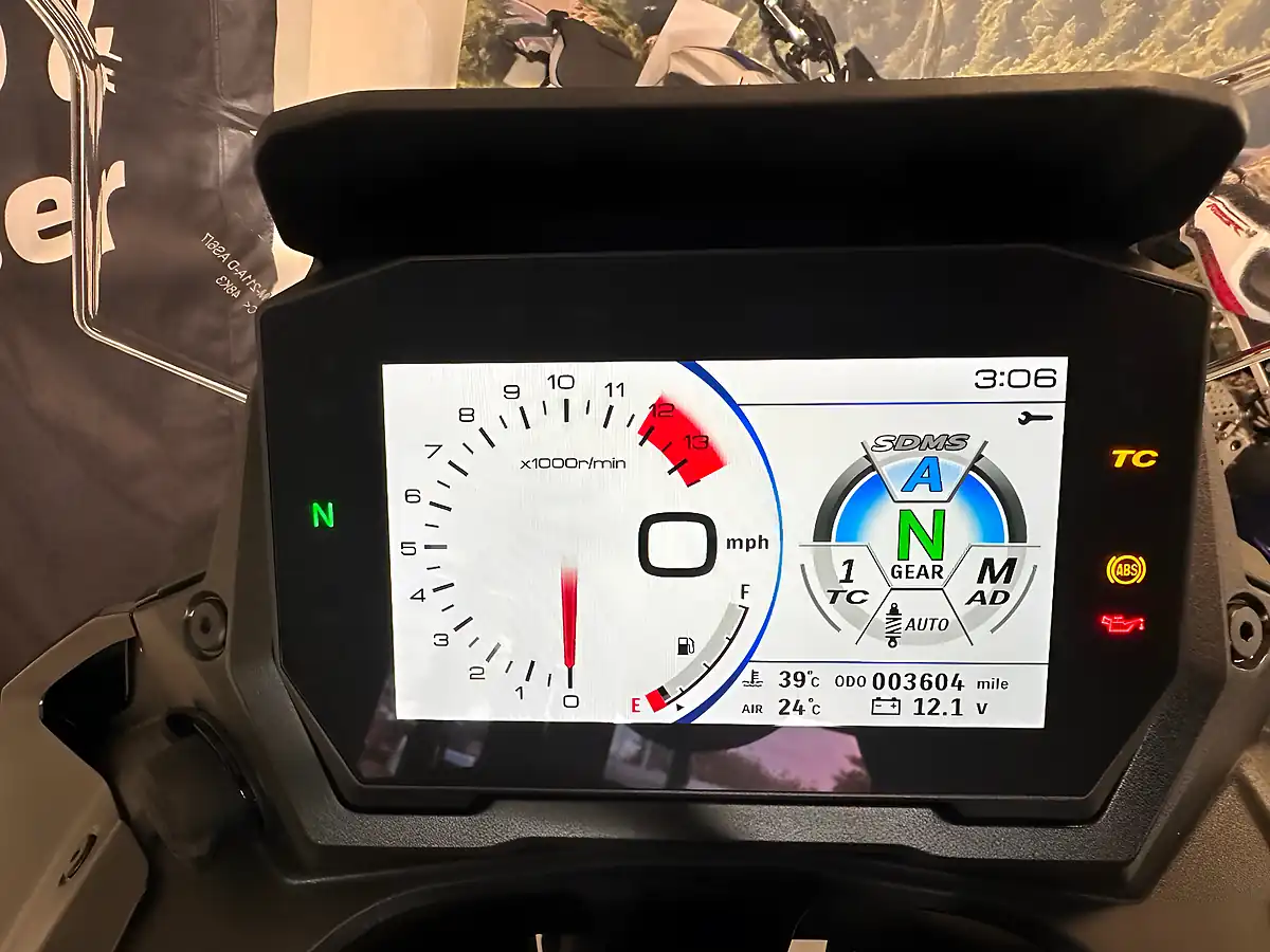 Used 2024 Suzuki GSX-S1000GX+ Gx+ Black - Interior and Exterior details 9