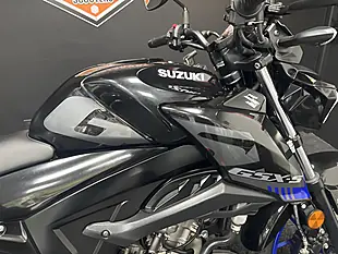 Used 2024 Suzuki GSX-S125 RLXM3 Black - Interior and Exterior details 2